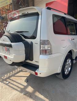 ميتسوبيشي باجيرو